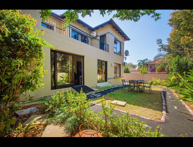 3 BEDROOM HOUSE FOR SALE IN NORTH RIDING